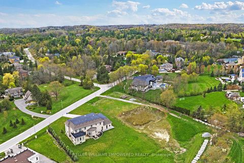 Photo 9 at 15 Honey Locust Court, Rural Vaughan, Vaughan