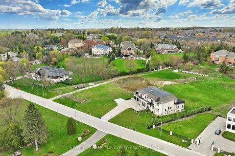 Photo 14 at 15 Honey Locust Court, Rural Vaughan, Vaughan