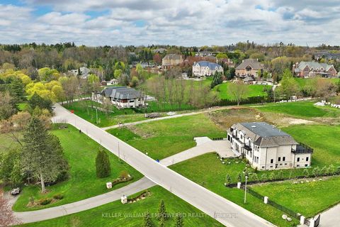Photo 16 at 15 Honey Locust Court, Rural Vaughan, Vaughan