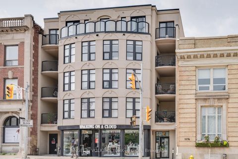 Photo 1 at 203 - 1174 Yonge Street, Annex, Toronto