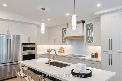 Photo 7 at 385 Easy Street, Mill Pond, Richmond Hill