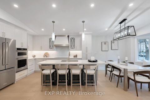 Photo 11 at 385 Easy Street, Mill Pond, Richmond Hill