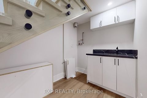 Photo 23 at 385 Easy Street, Mill Pond, Richmond Hill Photo 23 at 385 Easy Street, Mill Pond, Richmond Hill