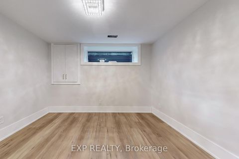 Photo 24 at 385 Easy Street, Mill Pond, Richmond Hill Photo 24 at 385 Easy Street, Mill Pond, Richmond Hill