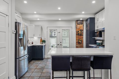 Photo 8 at 224 Gilmour Avenue, Junction Area, Toronto