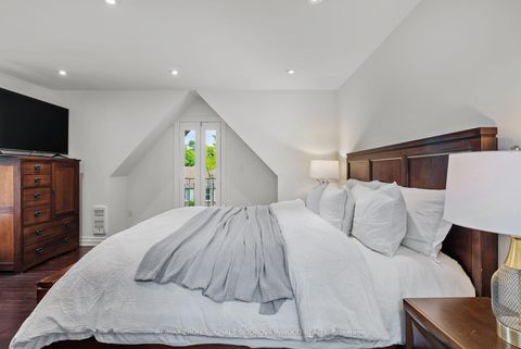 Photo 23 at 224 Gilmour Avenue, Junction Area, Toronto