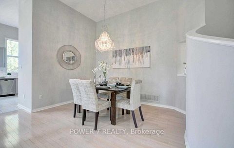 Photo 5 at 85 Queensway Drive, Rouge Woods, Richmond Hill