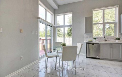 Photo 18 at 85 Queensway Drive, Rouge Woods, Richmond Hill