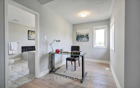 Photo 25 at 85 Queensway Drive, Rouge Woods, Richmond Hill