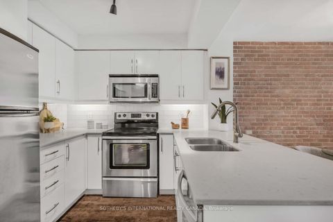 Photo 5 at 803 - 1 Scott Street, Waterfront Communities C8, Toronto