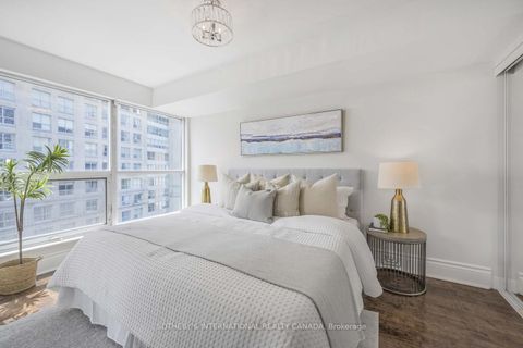 Photo 10 at 803 - 1 Scott Street, Waterfront Communities C8, Toronto