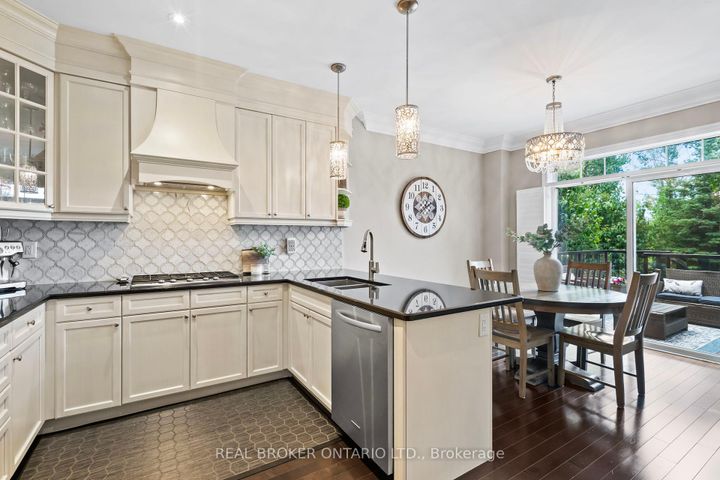 Photo 12 at 6 Silver Pond Drive, Georgetown, Halton Hills