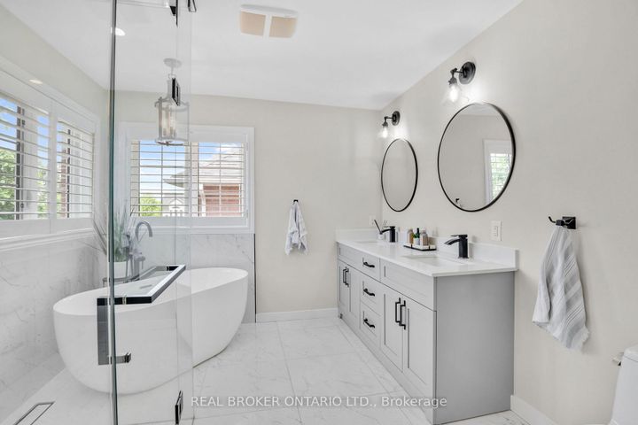 Photo 32 at 6 Silver Pond Drive, Georgetown, Halton Hills