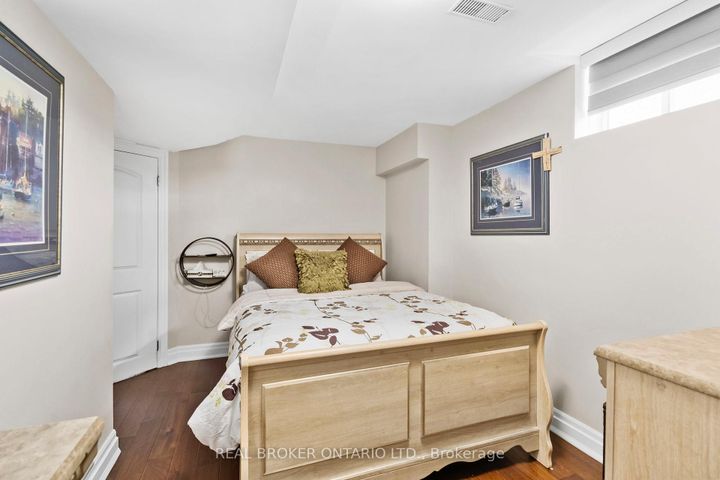 Photo 41 at 6 Silver Pond Drive, Georgetown, Halton Hills