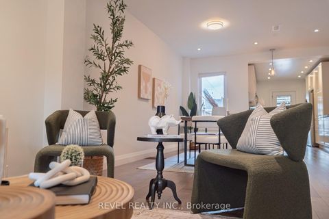 Photo 6 at 87 Earlscourt Ave Avenue S, Davenport, Toronto
