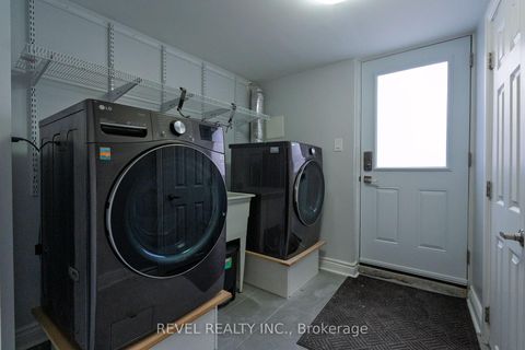 Photo 32 at 87 Earlscourt Ave Avenue S, Davenport, Toronto