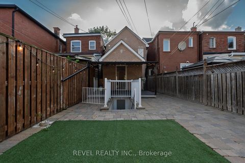 Photo 38 at 87 Earlscourt Ave Avenue S, Davenport, Toronto