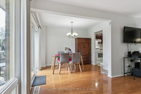 Photo 16 at 139 Huntingdale Boulevard, L'Amoreaux, Toronto