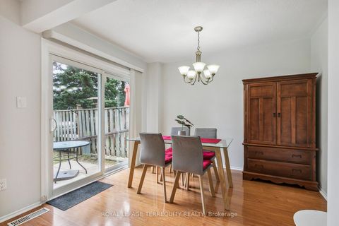Photo 18 at 139 Huntingdale Boulevard, L'Amoreaux, Toronto