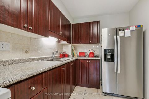 Photo 22 at 139 Huntingdale Boulevard, L'Amoreaux, Toronto