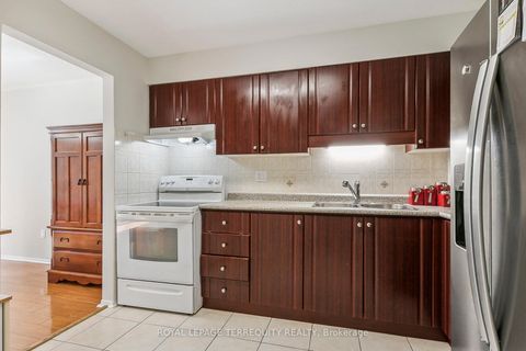 Photo 23 at 139 Huntingdale Boulevard, L'Amoreaux, Toronto
