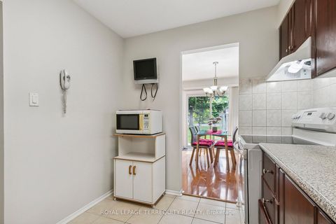 Photo 25 at 139 Huntingdale Boulevard, L'Amoreaux, Toronto