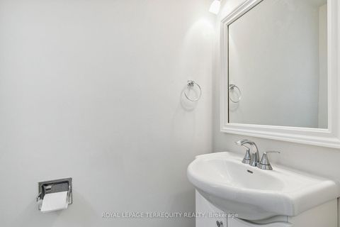 Photo 27 at 139 Huntingdale Boulevard, L'Amoreaux, Toronto