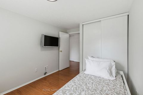 Photo 33 at 139 Huntingdale Boulevard, L'Amoreaux, Toronto