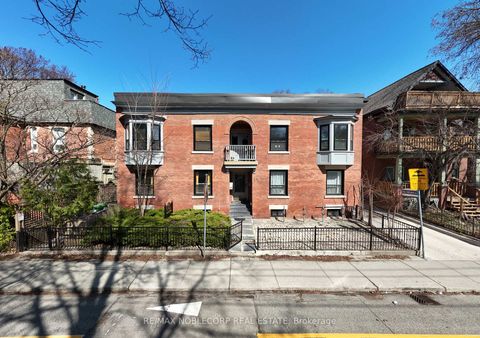 Photo 2 at 34 Winchester Street, Moss Park, Toronto