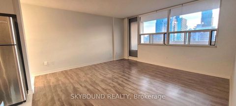 Photo 16 at 2417 - 40 Homewood Avenue, South St. James Town, Toronto