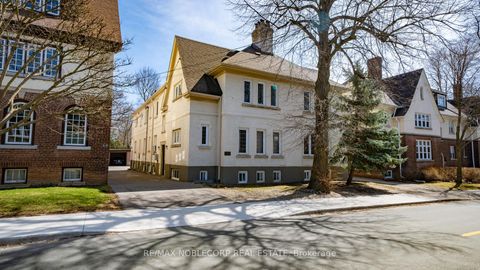 Photo 0 at 809-811 Duplex Avenue, Lawrence Park South, Toronto