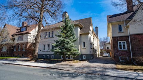 Photo 1 at 809-811 Duplex Avenue, Lawrence Park South, Toronto