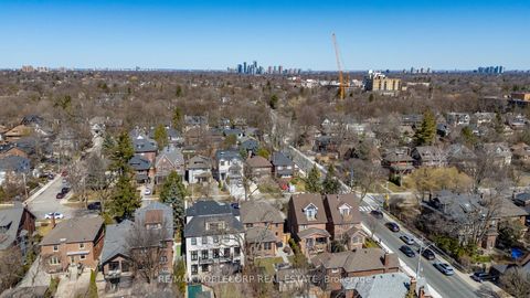 Photo 13 at 809-811 Duplex Avenue, Lawrence Park South, Toronto