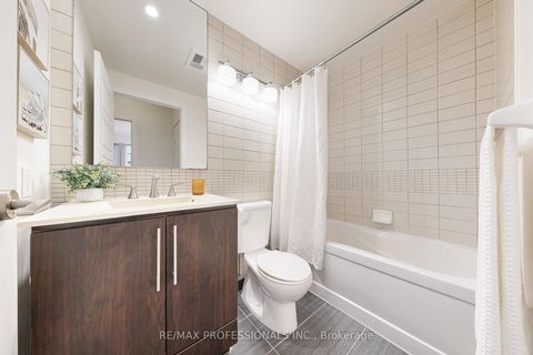 Photo 10 at 1601 - 28 Linden Street, North St. James Town, Toronto