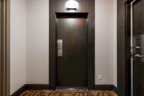 Photo 15 at 1601 - 28 Linden Street, North St. James Town, Toronto