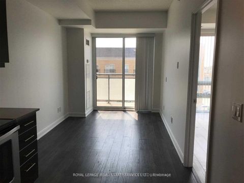 Photo 8 at 412 - 760 The Queensway, Queensway, Toronto