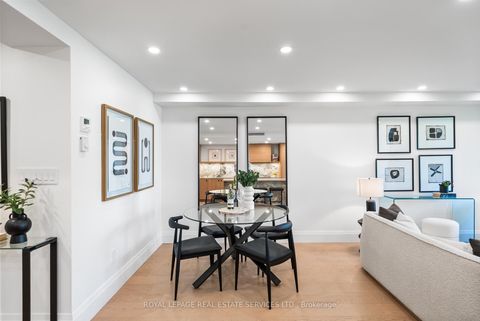 Photo 13 at 402 - 349 St.Clair Avenue W, Casa Loma, Toronto