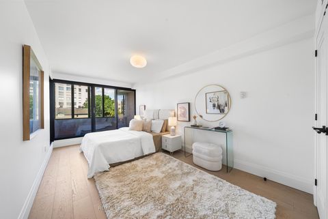 Photo 20 at 402 - 349 St.Clair Avenue W, Casa Loma, Toronto