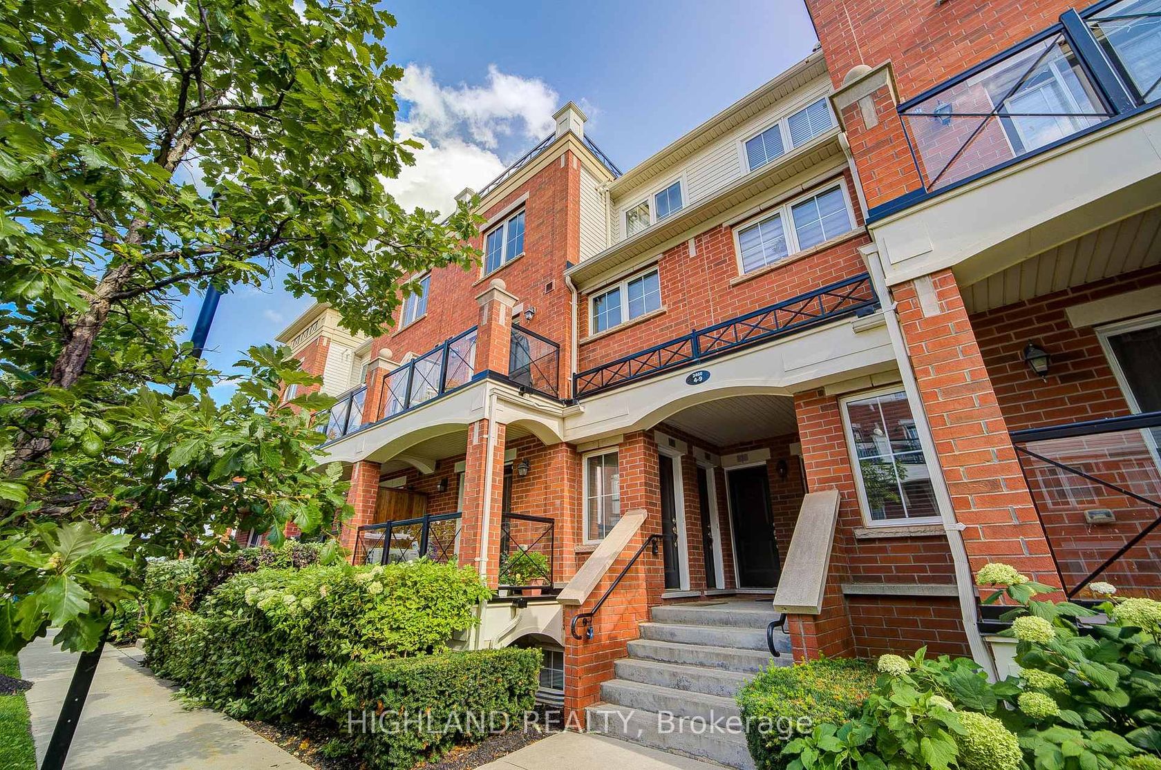7 - 2460 Post Road, RO River Oaks, Oakville 