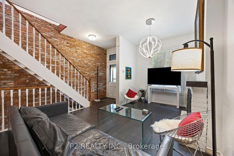 Photo 2 at 84 London Street, Annex, Toronto Photo 2 at 84 London Street, Annex, Toronto