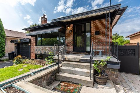 Photo 1 at 60 Greenock Avenue, Morningside, Toronto