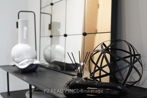Photo 4 at 206 - 2 Forest Hill Road, Casa Loma, Toronto