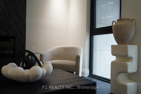 Photo 7 at 206 - 2 Forest Hill Road, Casa Loma, Toronto
