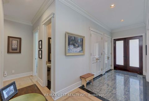 Photo 7 at 5 Humberview Drive, Islington Woods, Vaughan
