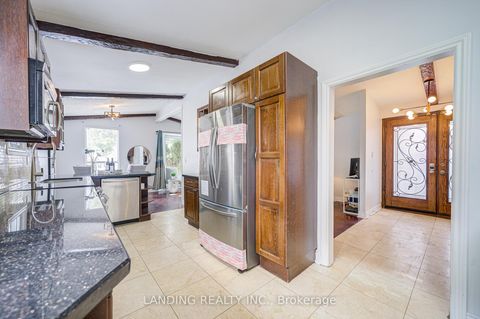 Photo 11 at 61 Kingslake Road, Don Valley Village, Toronto