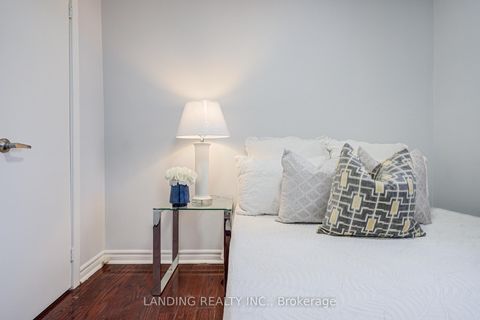 Photo 25 at 61 Kingslake Road, Don Valley Village, Toronto