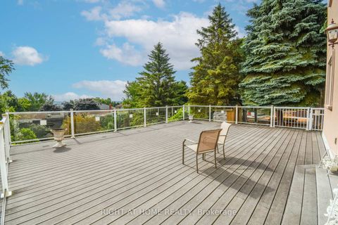 Photo 4 at 11 Thackeray Crescent, Letitia Heights, Barrie