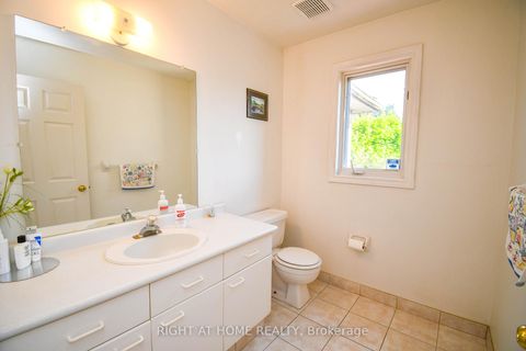 Photo 22 at 11 Thackeray Crescent, Letitia Heights, Barrie