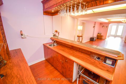 Photo 25 at 11 Thackeray Crescent, Letitia Heights, Barrie