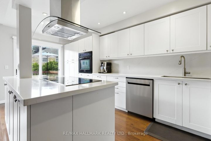 Photo 14 at 568 Legresley Lane, College Manor, Newmarket